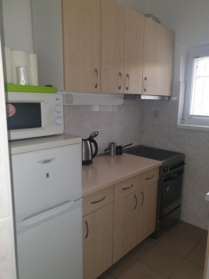Zseki Apartman Hajduszoboszlo Exterior photo