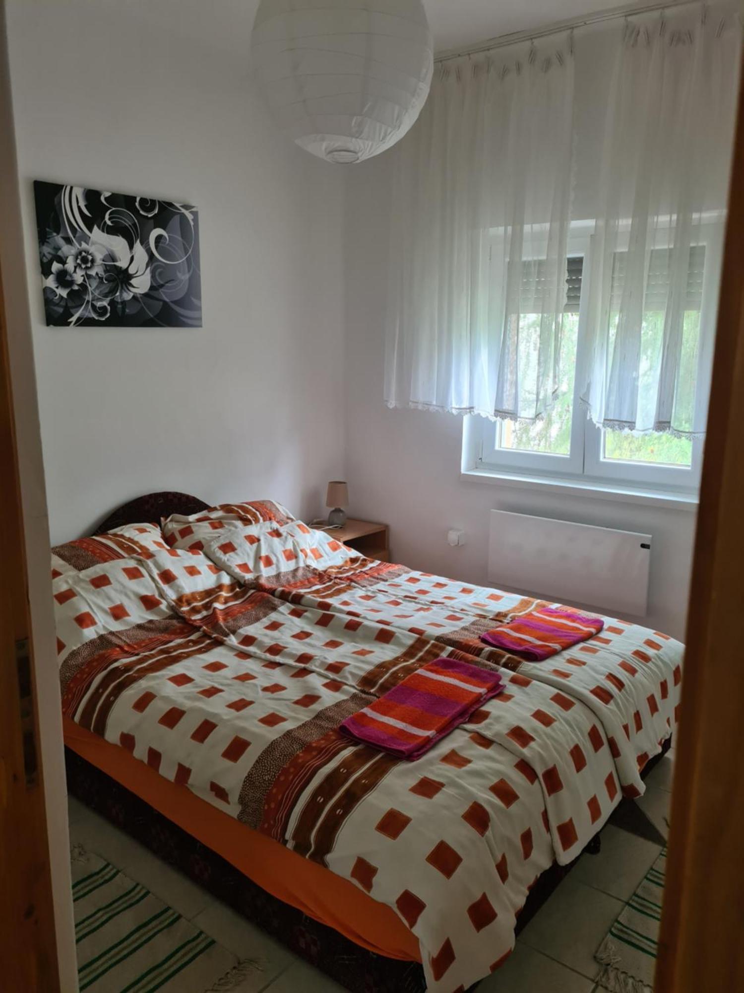 Zseki Apartman Hajduszoboszlo Exterior photo